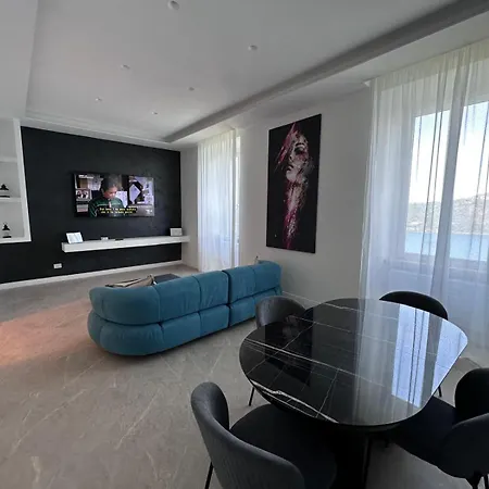 דירה Luxury